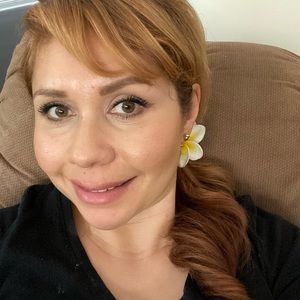 Hi Everyone, welcome to my closet!